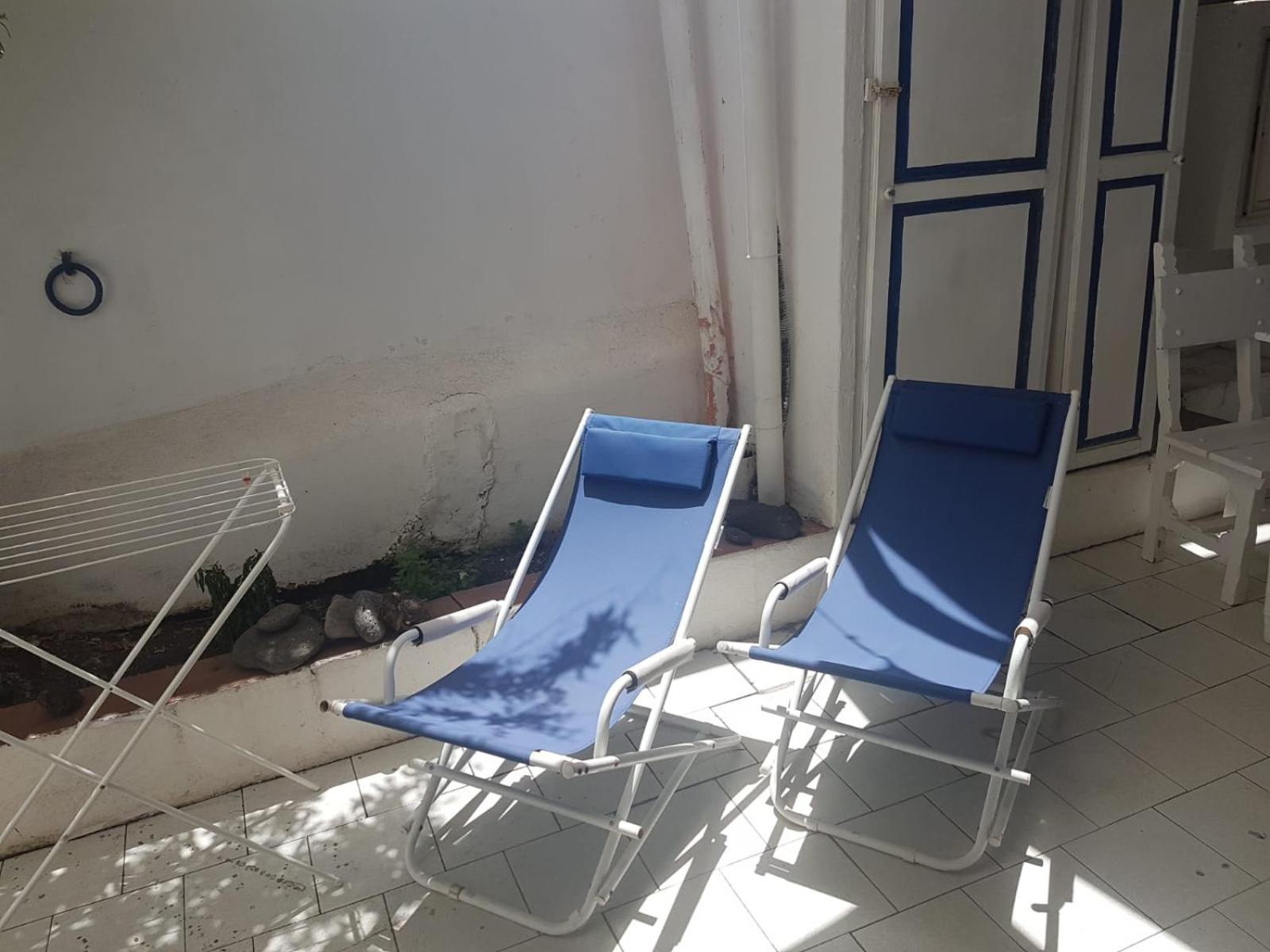 ストロンボリCon I Piedi Nell'Acquaアパートメント 部屋 写真